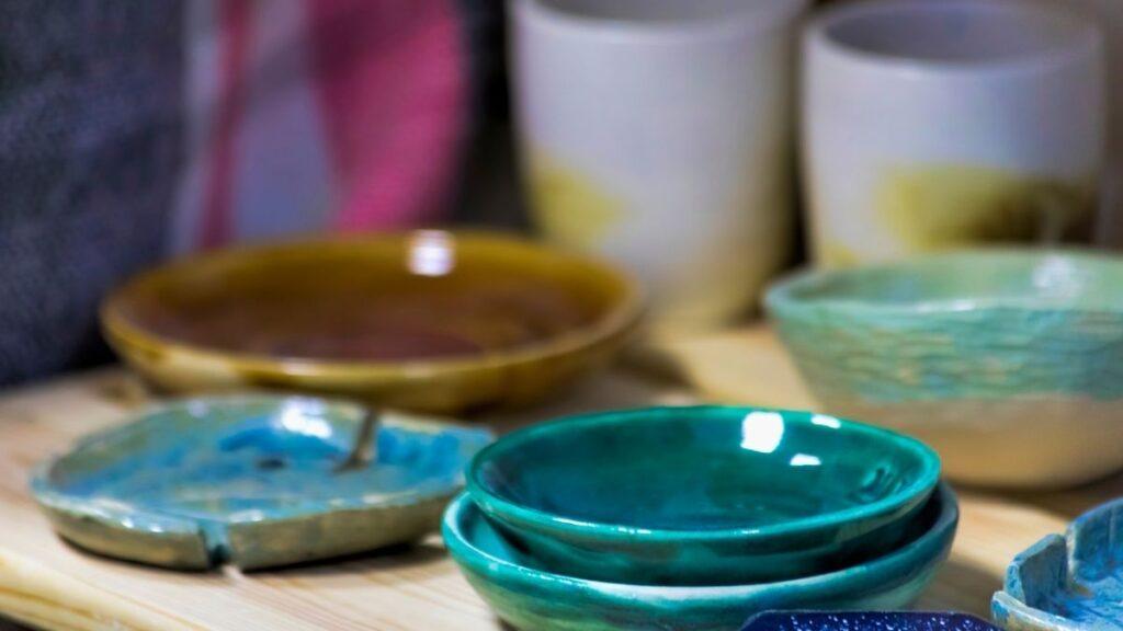 Handmade ceramic bowls in different colors