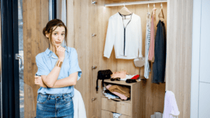 How to Minimize Your Wardrobe (9 Easy Steps)
